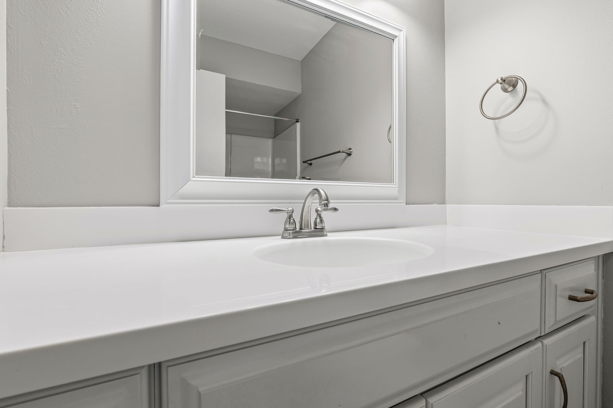 19-web-or-mls-Apt 204__18