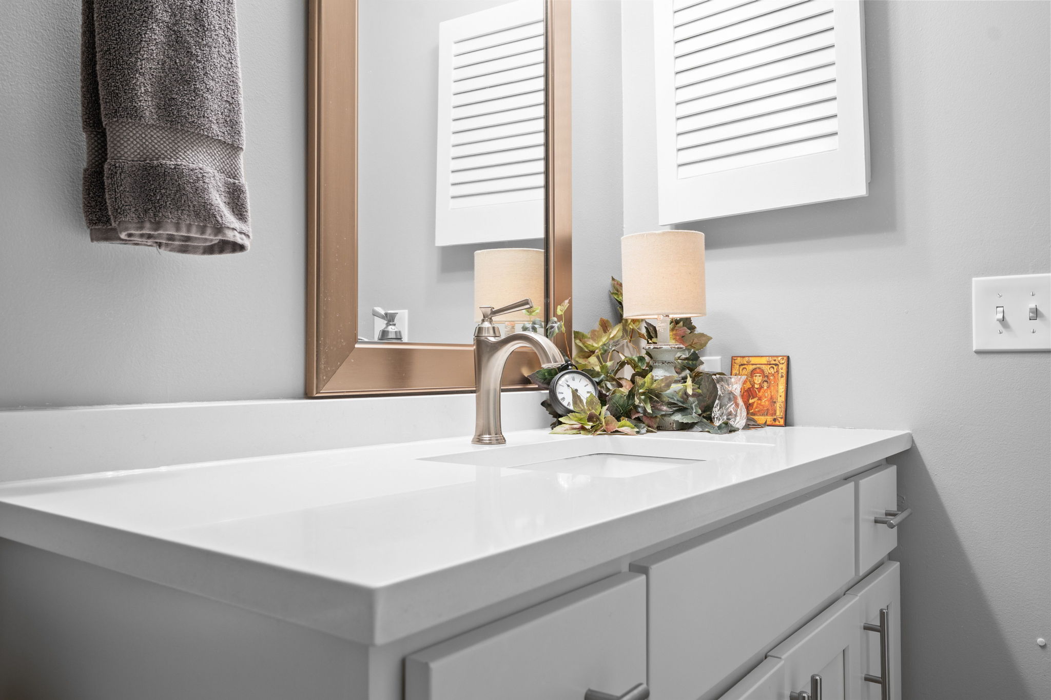 21-web-or-mls-Apt 210__20