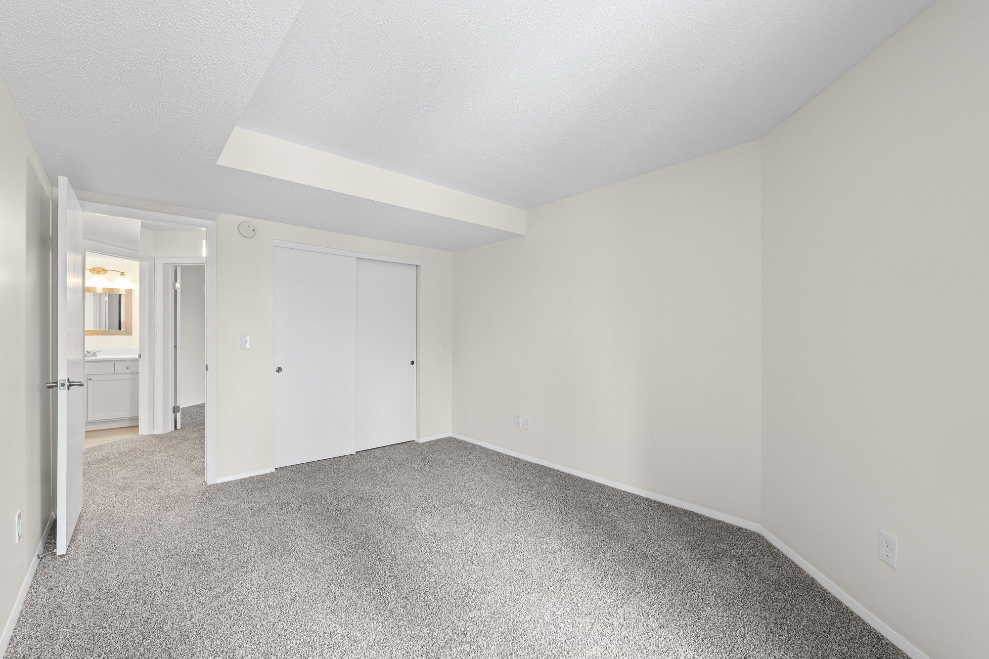 21-web-or-mls-_1236684_web